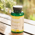 Pilulier de 90 gélules de complément alimentaire naturel pour l'énergie, contre la fatigue chronique